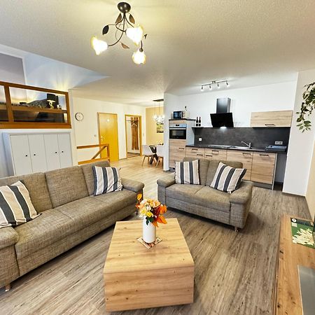 Galerie-Ferienwohnung "Im Schindlershof" - Zentral Und Ruhig 艾本施托克 外观 照片