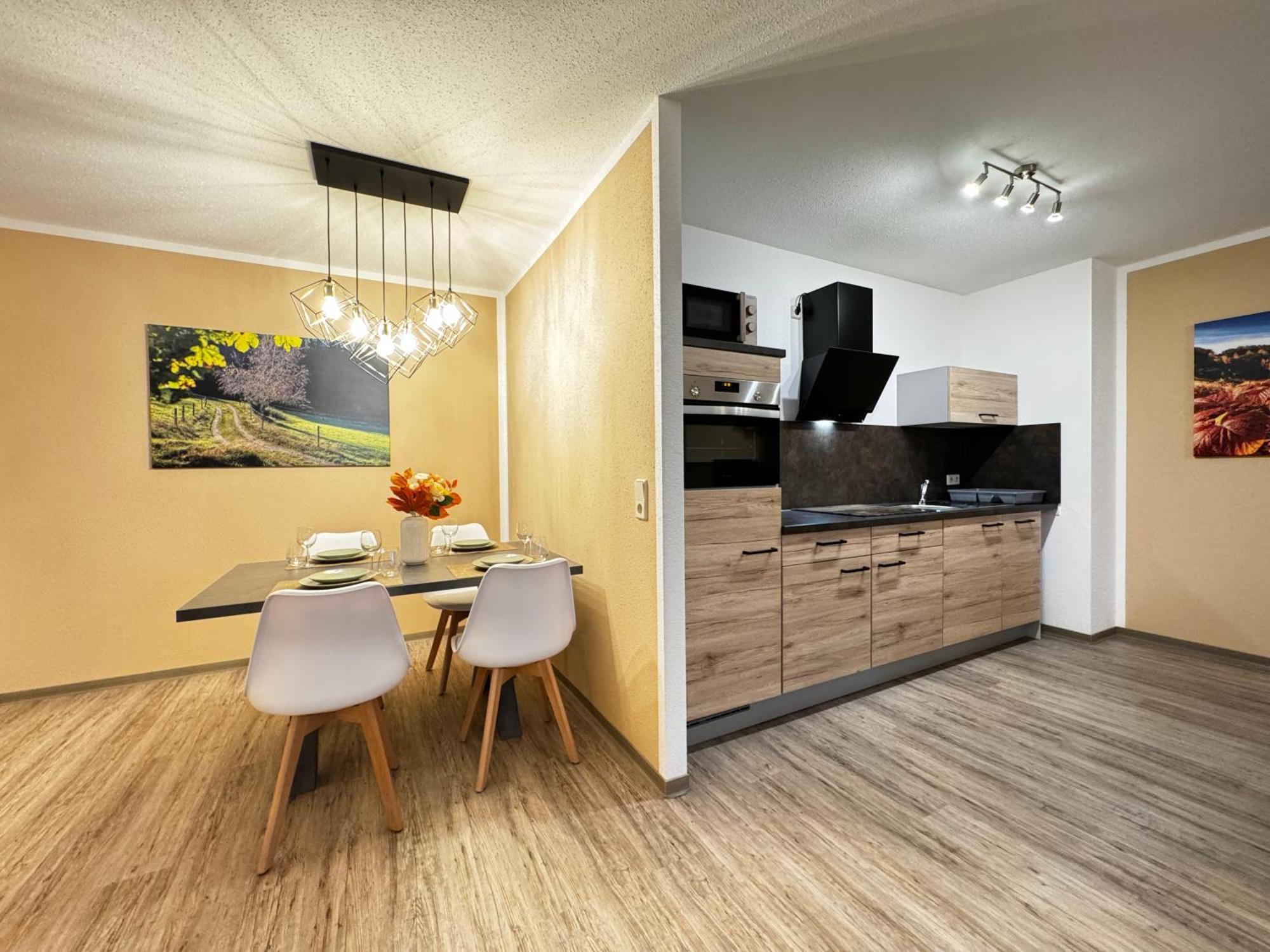 Galerie-Ferienwohnung "Im Schindlershof" - Zentral Und Ruhig 艾本施托克 外观 照片